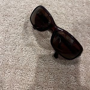 COPY - Maui Jim wrap around sunglasses